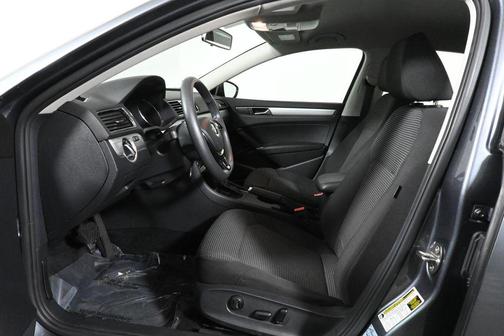 2018 Volkswagen Passat 2.0T S