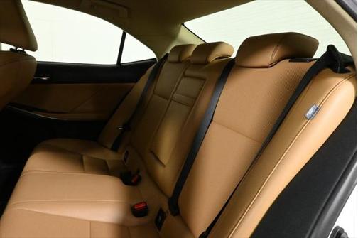 2016 Lexus IS 300 Base