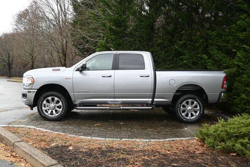 2019 RAM 2500 Big Horn Crew Cab 4x4 6'4' Box