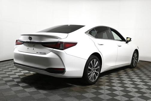2021 Lexus ES 250 Base