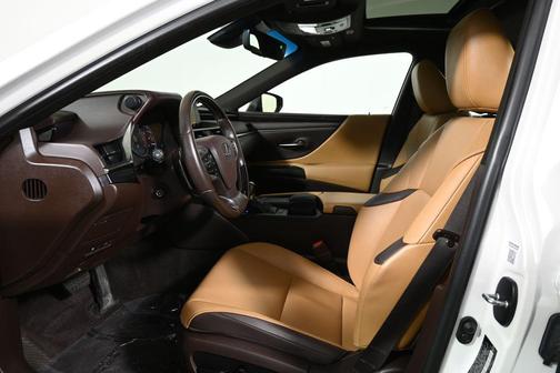 2021 Lexus ES 250 Base