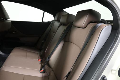 2024 Lexus ES 350 Base