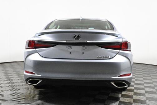 2025 Lexus ES 350 Base