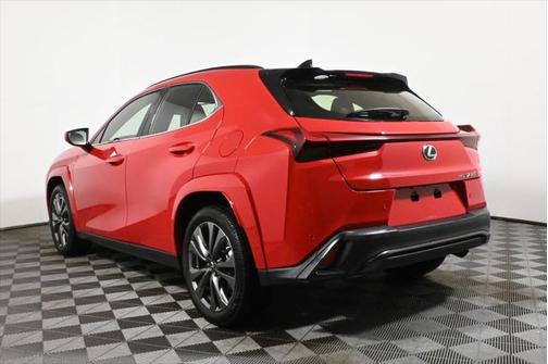 2025 Lexus UX 300h F SPORT Design
