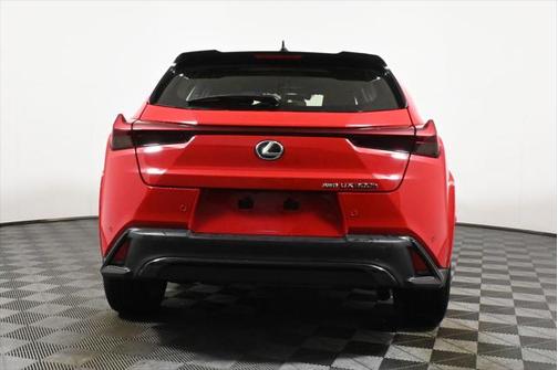 2025 Lexus UX 300h F SPORT Design