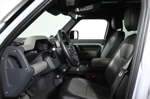 2022 Land Rover Defender 110 X-Dynamic SE