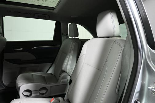 2017 Toyota Highlander Limited Platinum