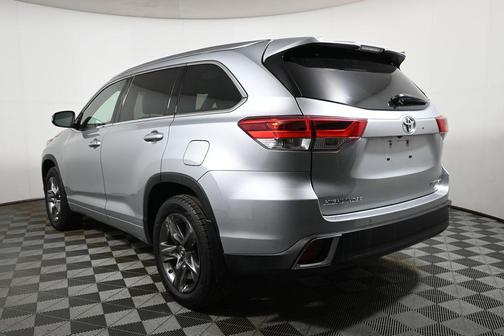 2017 Toyota Highlander Limited Platinum
