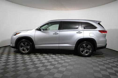 2017 Toyota Highlander Limited Platinum
