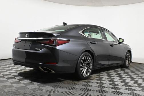 2025 Lexus ES 350 Luxury
