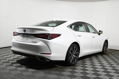 2023 Lexus ES 350 Base