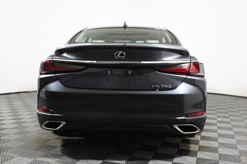 2025 Lexus ES 350 Ultra Luxury