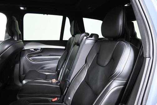 2020 Volvo XC90 T6 R-Design