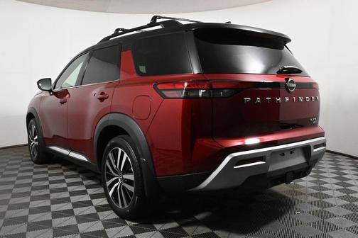 2023 Nissan Pathfinder Platinum 4WD