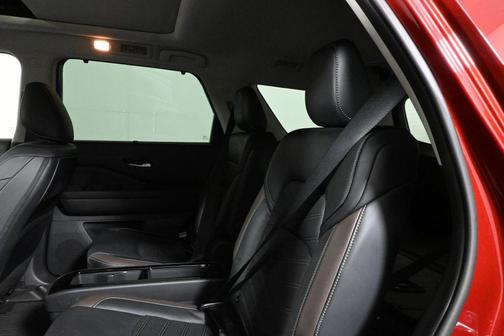 2023 Nissan Pathfinder Platinum 4WD