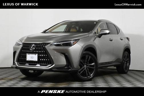 2022 Lexus NX 450h+ Luxury
