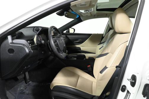 2021 Lexus ES 250 Base