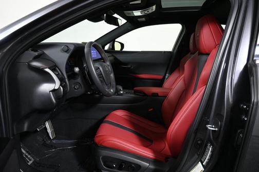 2025 Lexus UX 300h F SPORT Handling