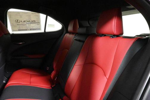2025 Lexus UX 300h F SPORT Handling