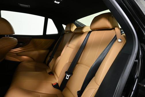 2022 Lexus LS 500 Base