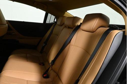 2025 Lexus ES 350 Ultra Luxury