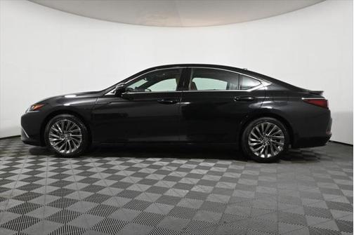 2025 Lexus ES 350 Ultra Luxury