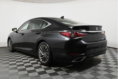 2025 Lexus ES 350 Ultra Luxury