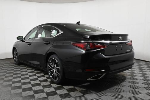 2025 Lexus ES 350 Base