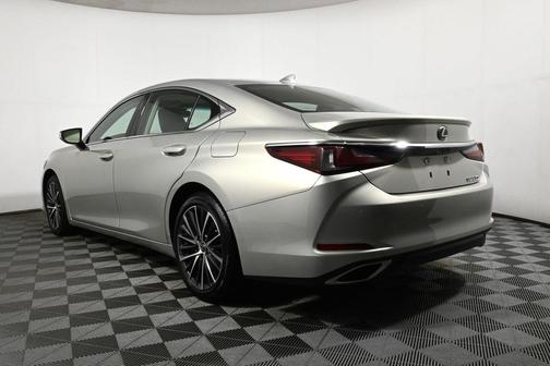 2023 Lexus ES 350 Base