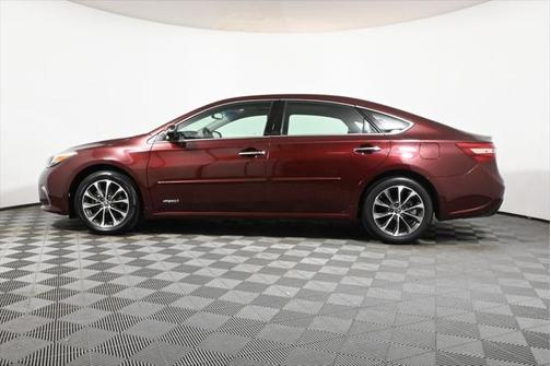 2016 Toyota Avalon Hybrid XLE Plus