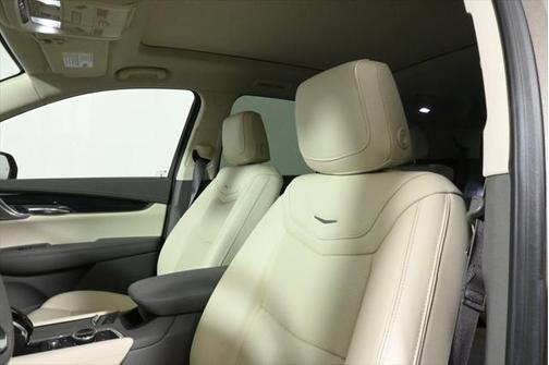 2022 Cadillac XT6 Premium Luxury AWD
