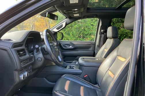 2022 GMC Yukon 4WD AT4