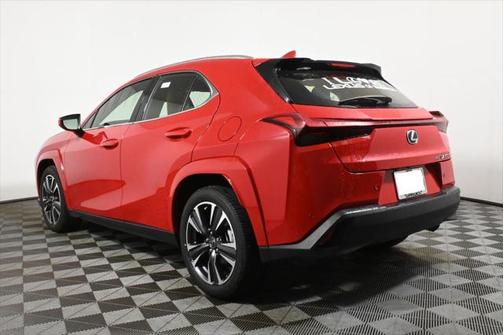 2025 Lexus UX 300h Premium