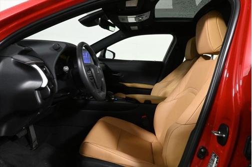 2025 Lexus UX 300h Premium