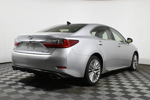 2016 Lexus ES 350 Base