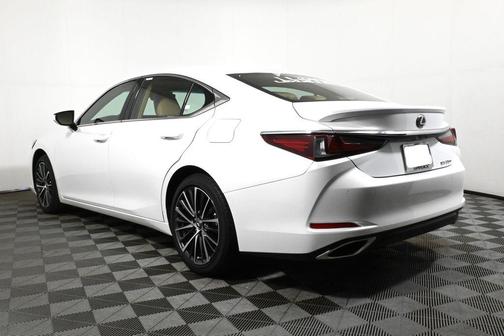 2025 Lexus ES 350 Base
