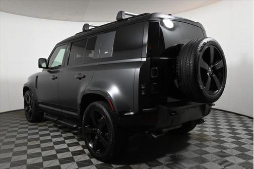 2023 Land Rover Defender 110 Carpathian Edition