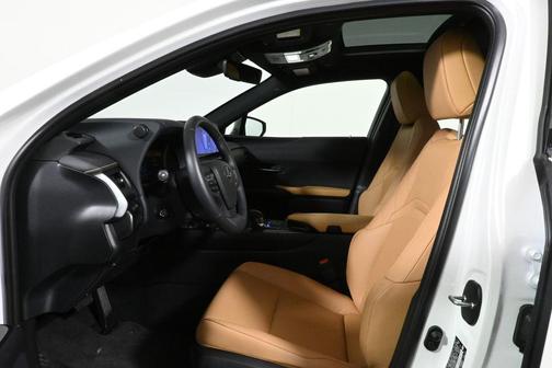 2025 Lexus UX 300h Premium