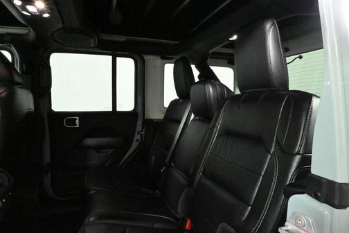 2023 Jeep Wrangler 4-Door Sahara 4x4