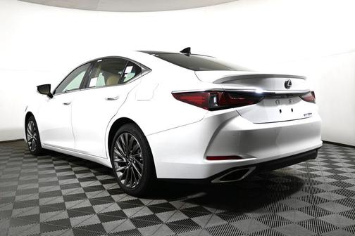 2025 Lexus ES 350 Ultra Luxury
