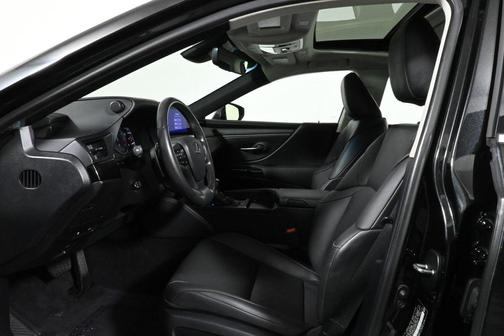 2023 Lexus ES 350 Base
