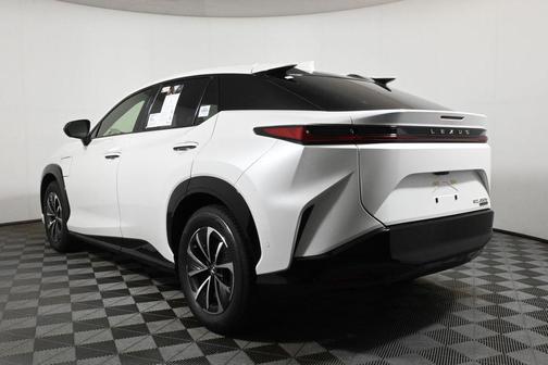 2025 Lexus RZ 450e Premium