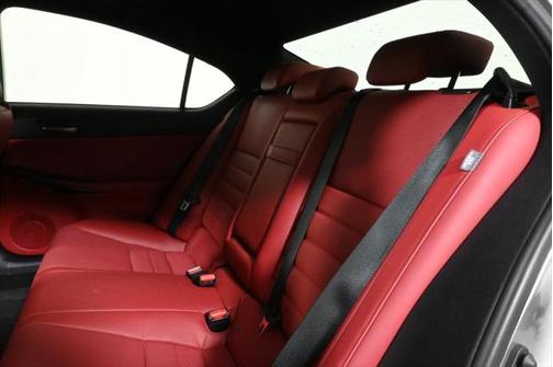2022 Lexus IS 350 Base
