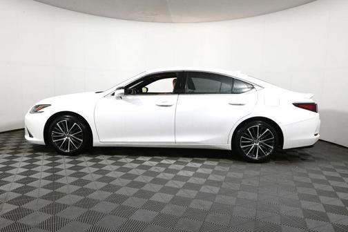 2023 Lexus ES 350 Base