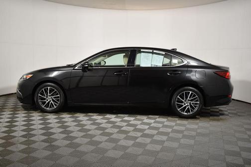 2017 Lexus ES 350 Base