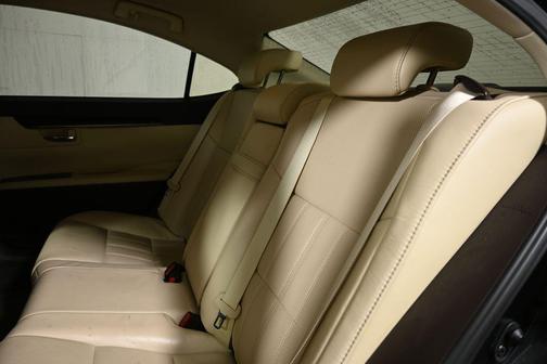 2017 Lexus ES 350 Base