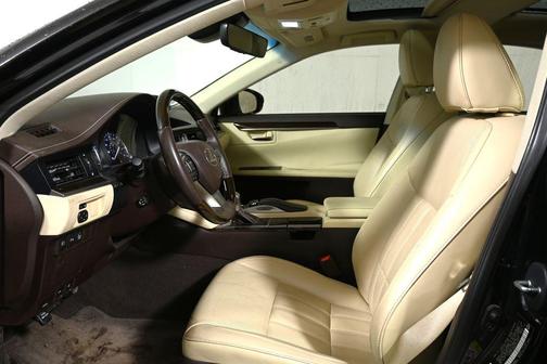 2017 Lexus ES 350 Base