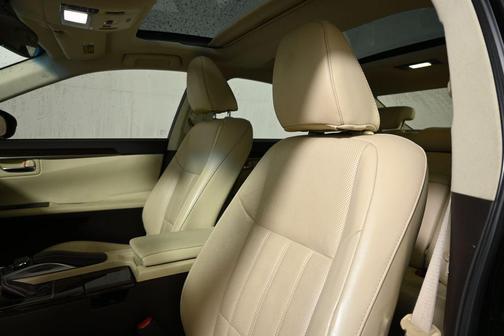 2017 Lexus ES 350 Base