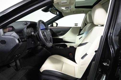 2025 Lexus ES 350 Base