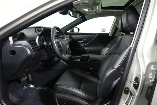 2021 Lexus ES 350 Base